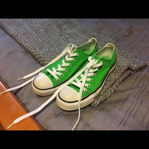 Green Converse